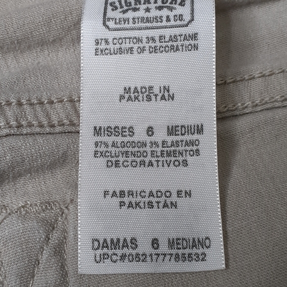 Signature by Levi Strauss Tan Low-Rise Bootcut 6P - Picture 15 of 16